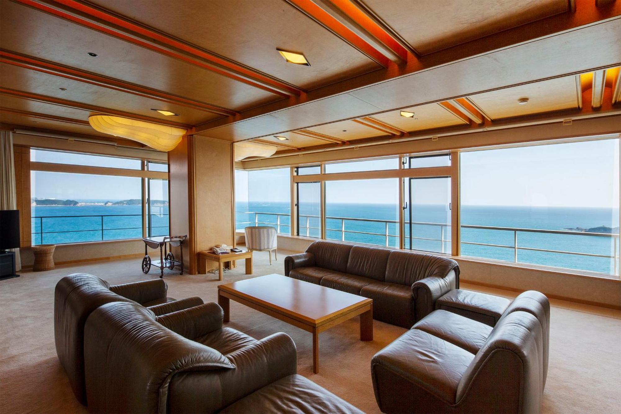 Hotel Urashima Кацуура Экстерьер фото