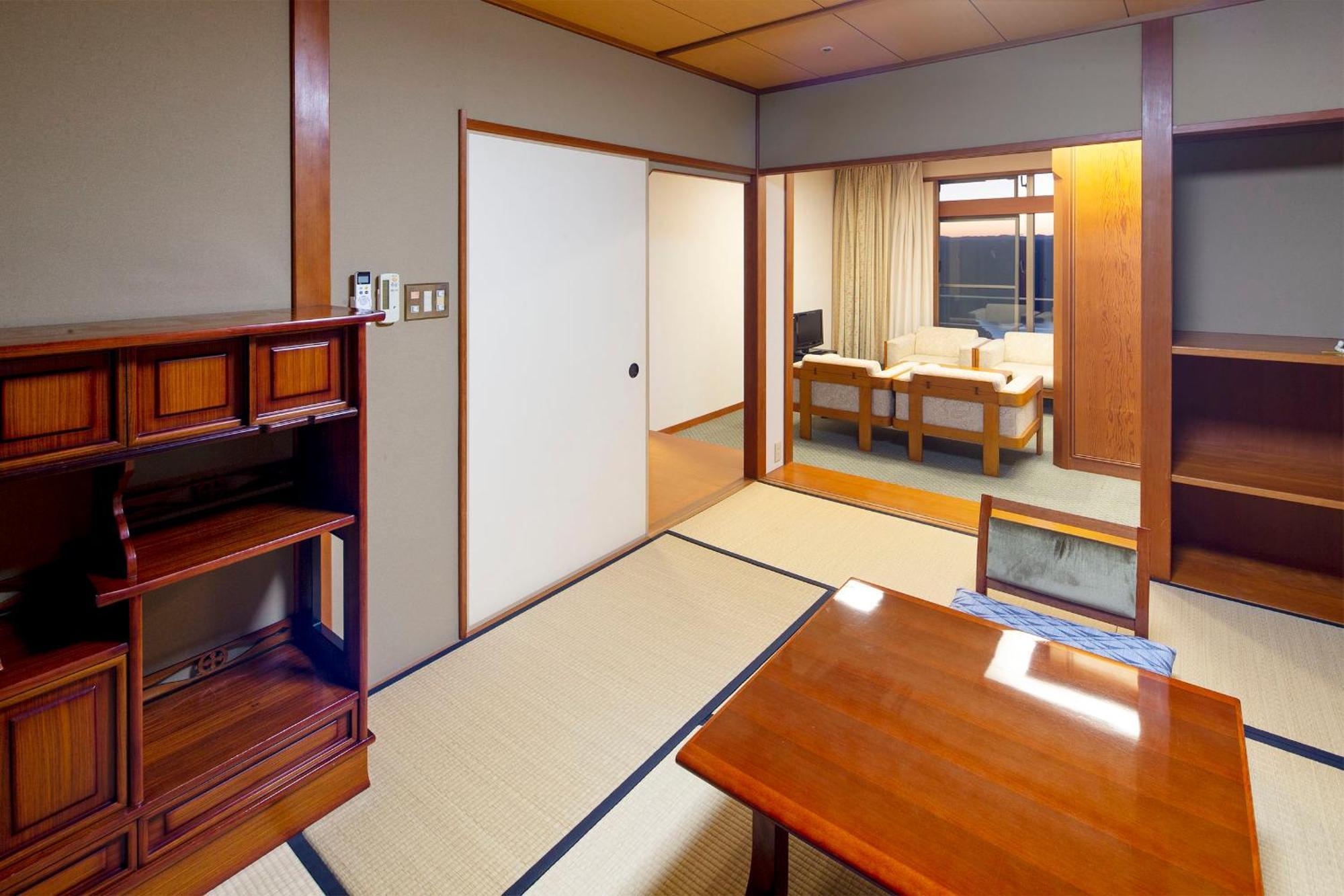 Hotel Urashima Кацуура Экстерьер фото