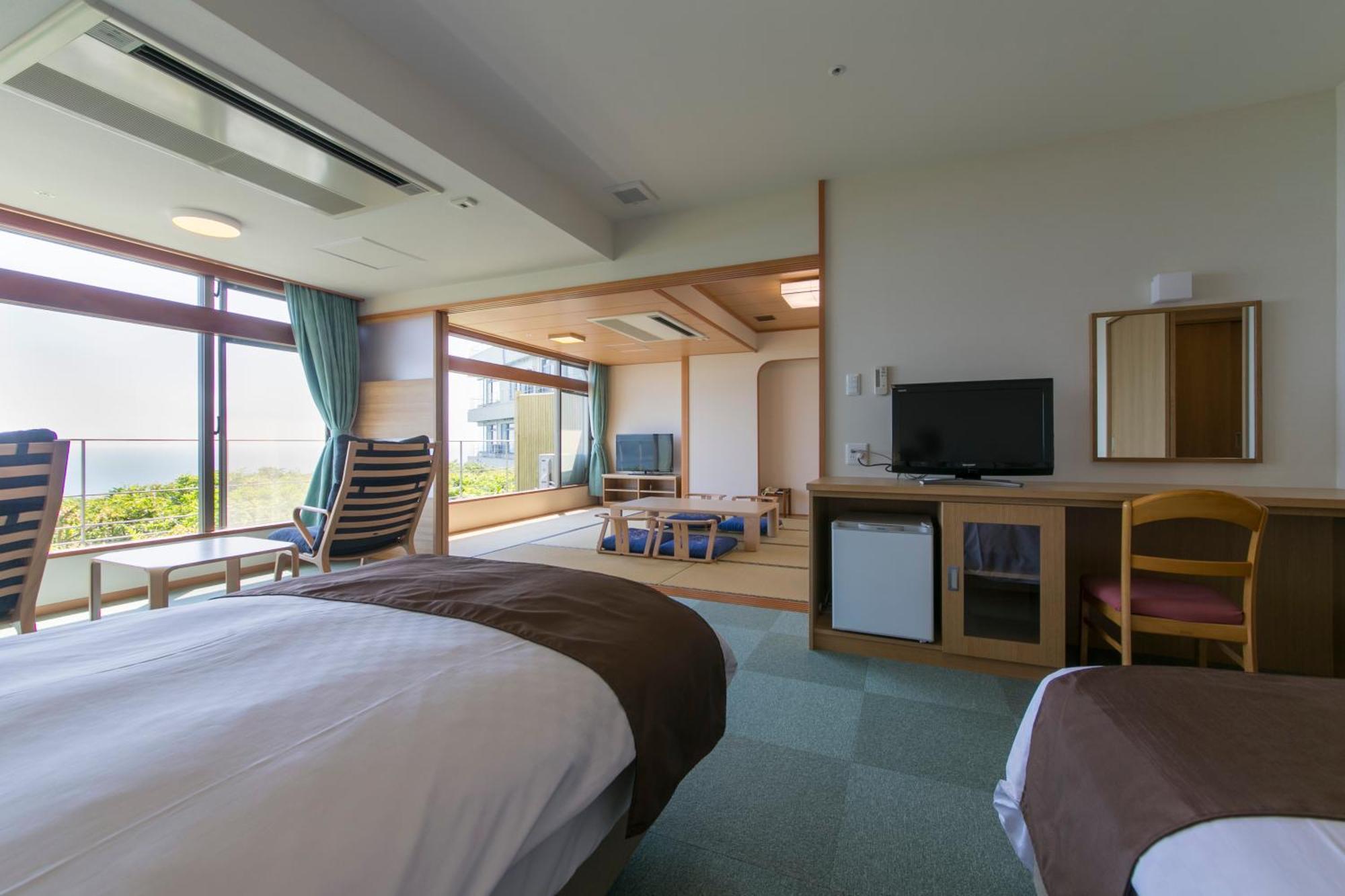 Hotel Urashima Кацуура Экстерьер фото