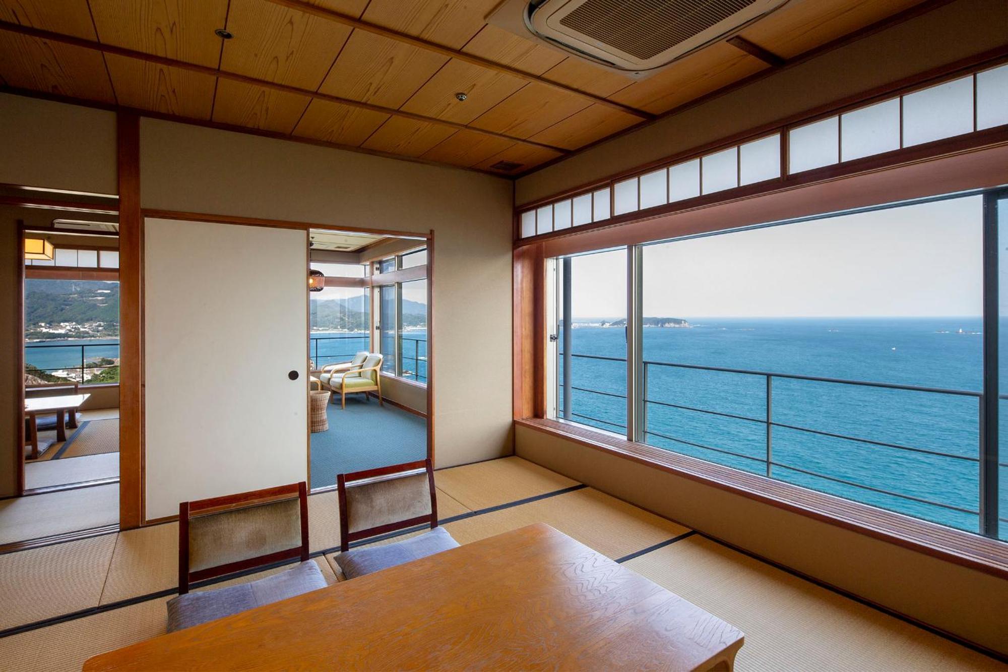 Hotel Urashima Кацуура Экстерьер фото