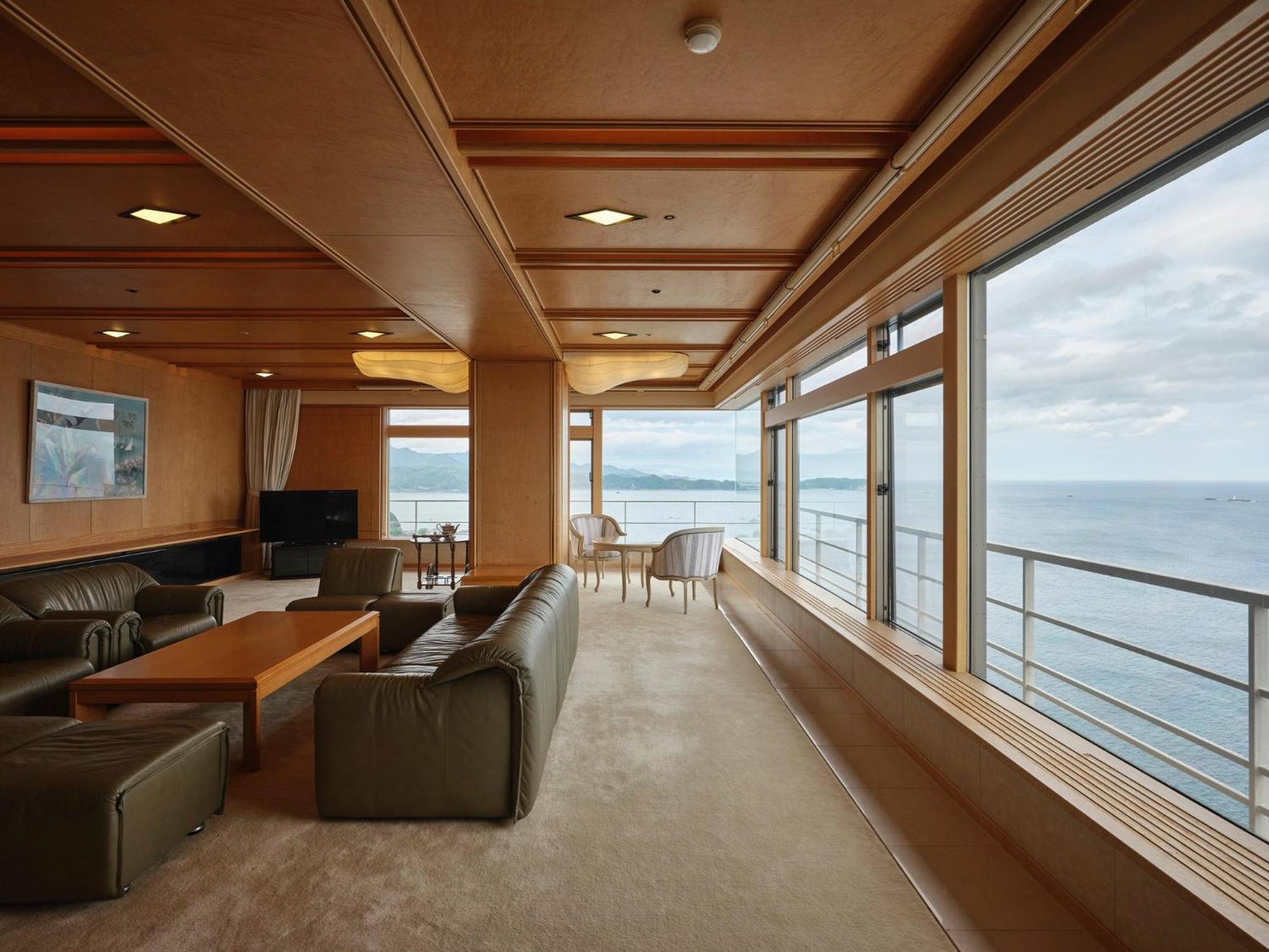Hotel Urashima Кацуура Экстерьер фото