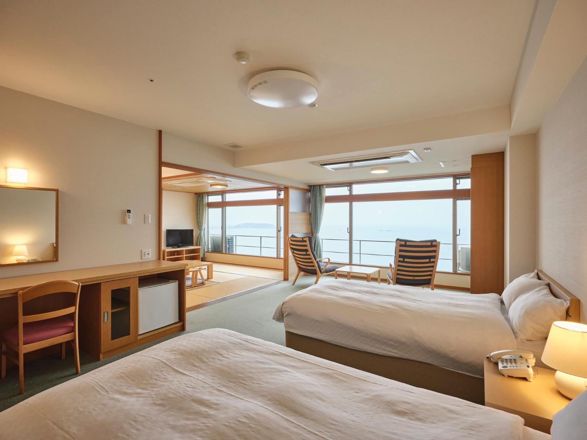 Hotel Urashima Кацуура Экстерьер фото